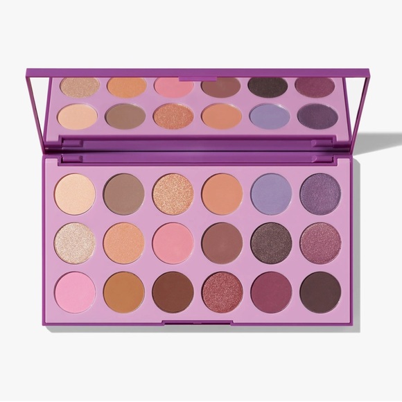 Morphe 18F Talkin’ Flirty Eyeshadow Palette - Picture 1 of 6